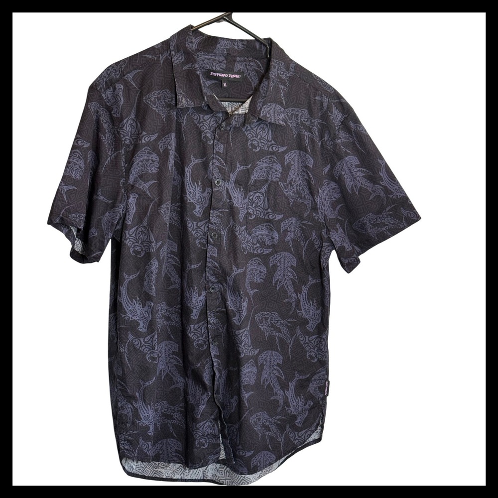 Psycho Tuna Mens XL Tribal Shark Stingray Print Short Sleeve Button Down Shirt